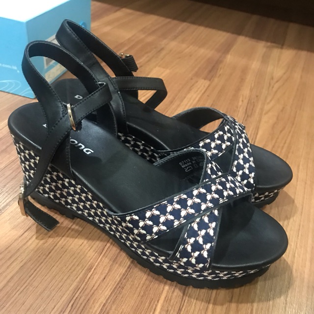 Wedges dr kong