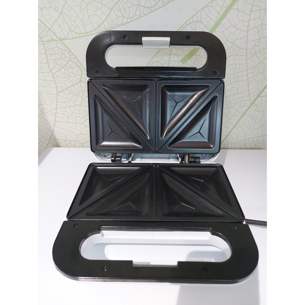 SANDWICH MAKER 2 SLICE / TOASTER PEMBUAT ROTI / PEMANGGANG 700W WHITE