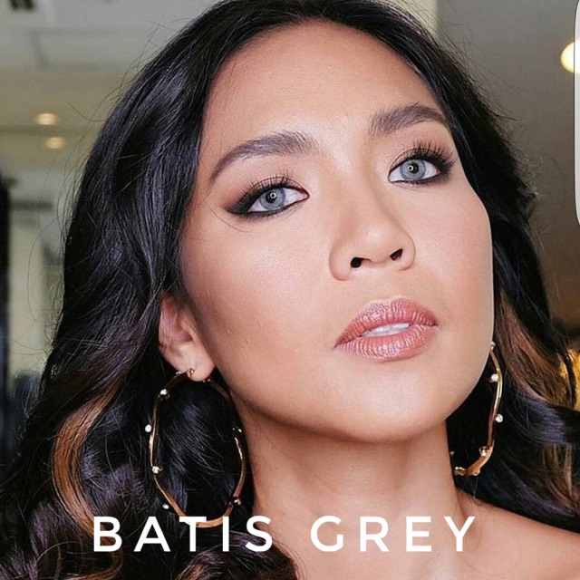 

Batis Grey