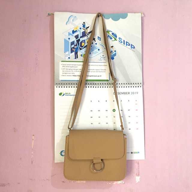 Tas sling bag preloved