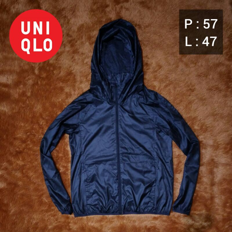 (COD) UNIQLO Light Windbreaker Jaket Outdoor Ultralight Gunung Sepeda Running Bekas Second Original