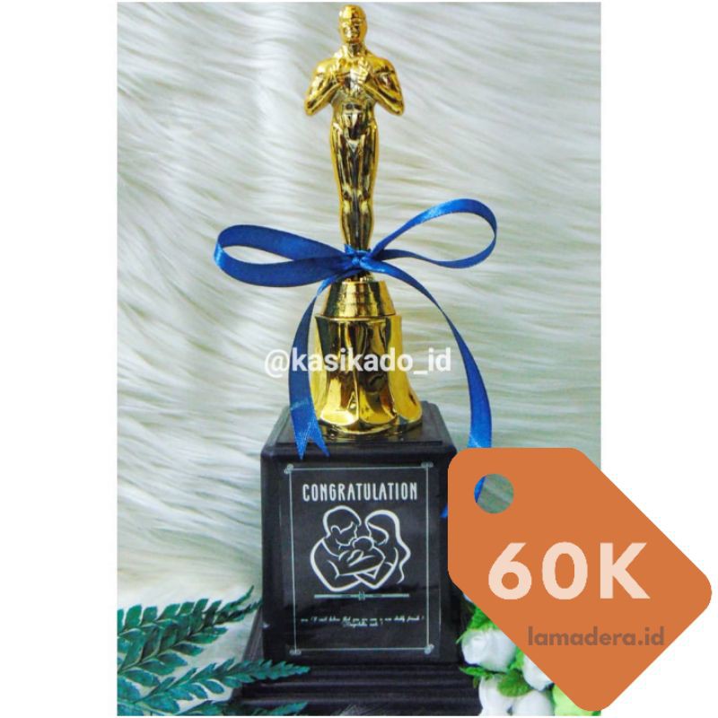 

PENGHARGAAN OSCAR // KADO UNIK // HTMO