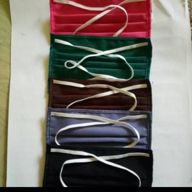 Masker kain tali karet