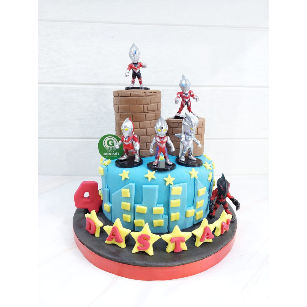 

kue ulang tahun ultraman 15cm