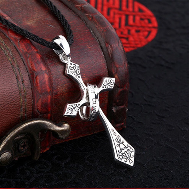 [Ready Stock]Fashion Personality Cross Men's Pendant Thai Silver Black Necklace