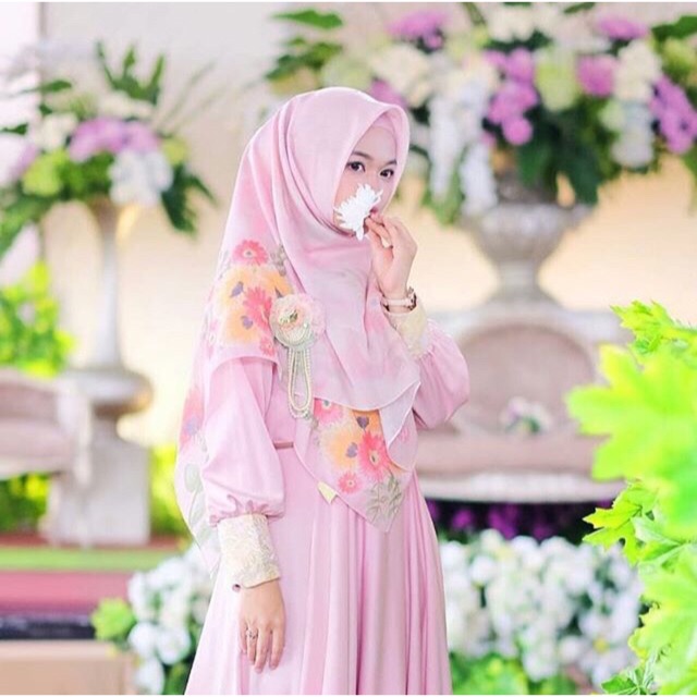 Autumn Scarf Peach/dusty pink gdas by ghaida (VOAL)