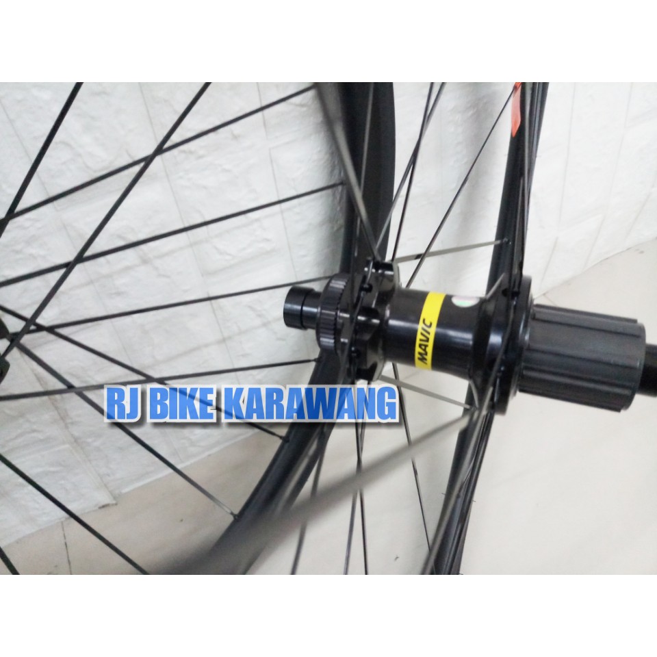 Wheelset Mavic Cosmic Elite UST Disc Brake TA12 x 142 Roadbike