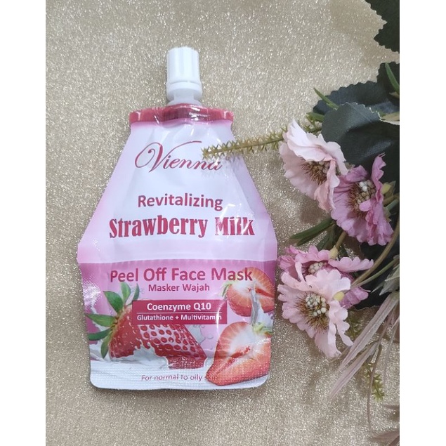 ☀️cahaya acc☀️VIENNA revitalizing strawberry milk peel off face mask