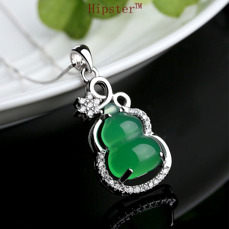 Hot Sale Simple Temperament Gourd Emerald Gem Pendant White Gold Necklace