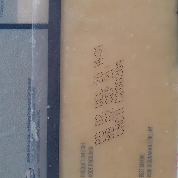 

keju permesan anchor blok 400 gr