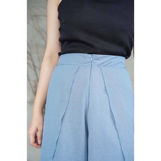 ESCARI PANTS ASSYMETRY SIDE SLIT LAYER CELANA PANJANG KULOT WANITA BAHAN SOFT CRINKLE HIGHWAIST HIGH WAIST POLOS BLACK LIGHT BROWN ARMY GREY BLUE NUDE CREAM WHITE-5