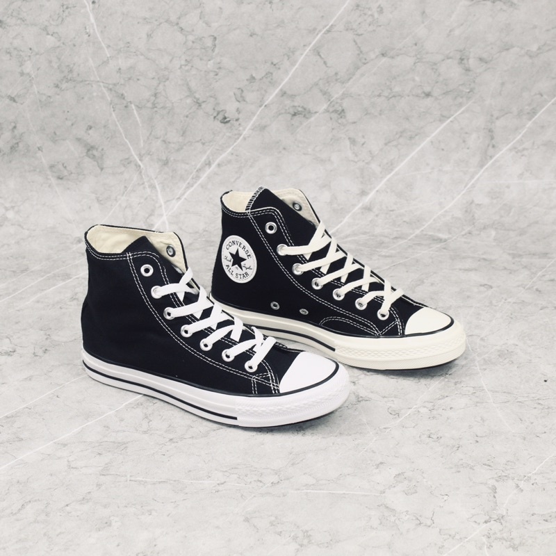 black converse 8