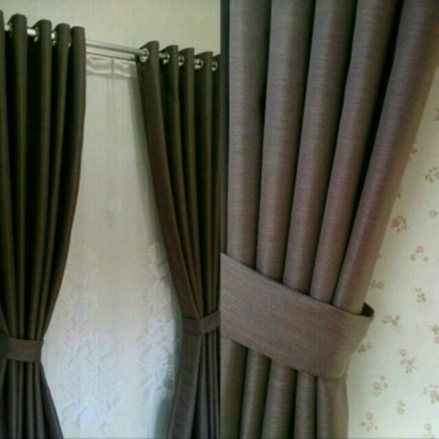 Gorden Jendela minimalis blackout coklat bandung