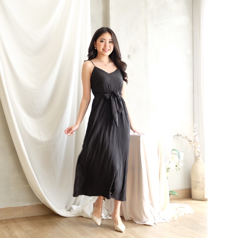 Dakota Dress - Pakaian Wanita