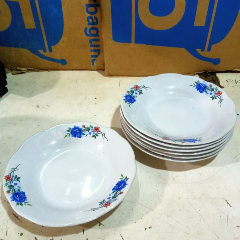 Piring Keramik Motif Kembang Biru Tebal(Harga Untuk 6 Pcs / Setengah Lusin)