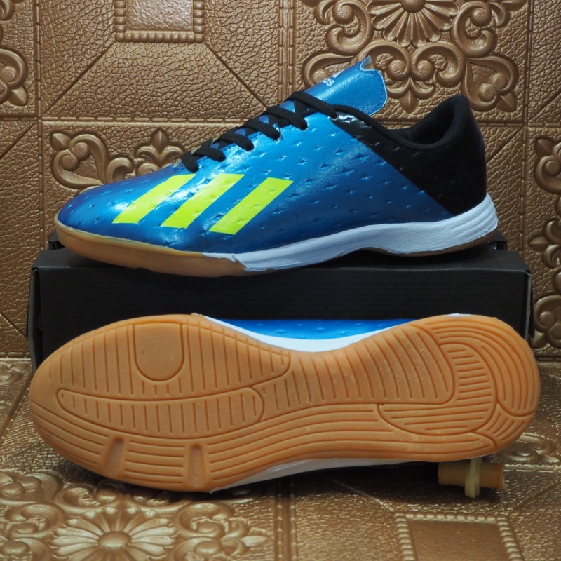 SEPATU FUTSAL ADIDAS X