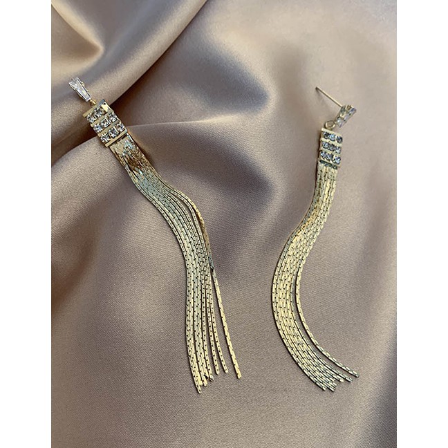 LRC Anting Tusuk Fashion Golden Tassel Stud Earrings K13213