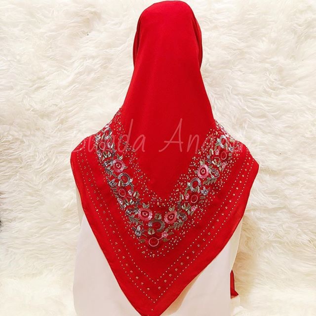 Hijab Segiempat Bordir ( Motif Flamboyan )
