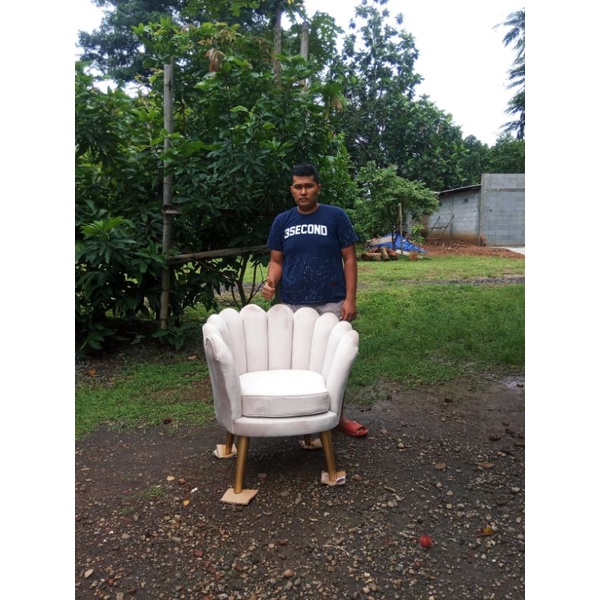 kursi sofa kerang. kaki kayu jati