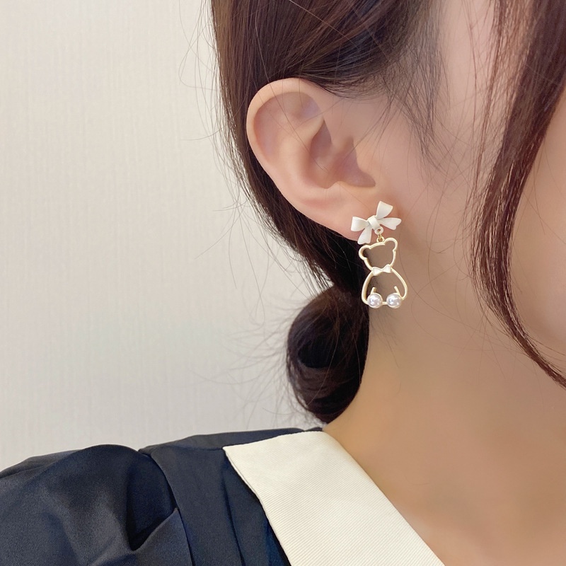 Anting Tusuk Gantung Desain Pita + Beruang Hollow Gaya Trendy Untuk Wanita