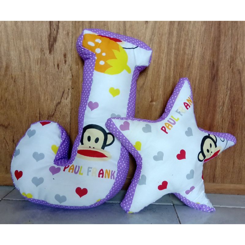 boneka bantal huruf cantik