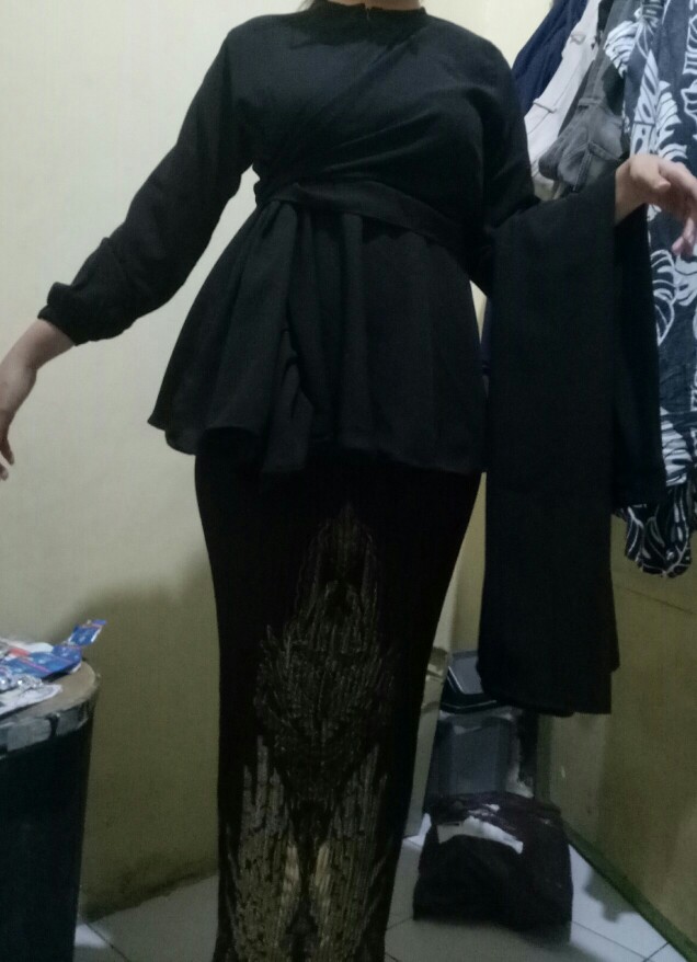 Batik Couple / Baju Batik Couple / Batik Set / Batik Lengan Panjang / Rok Set