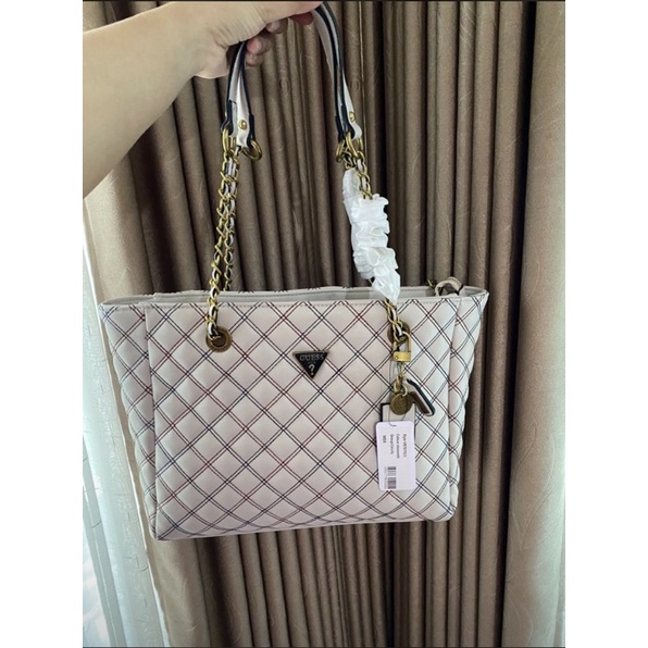 guess cessily tote bag