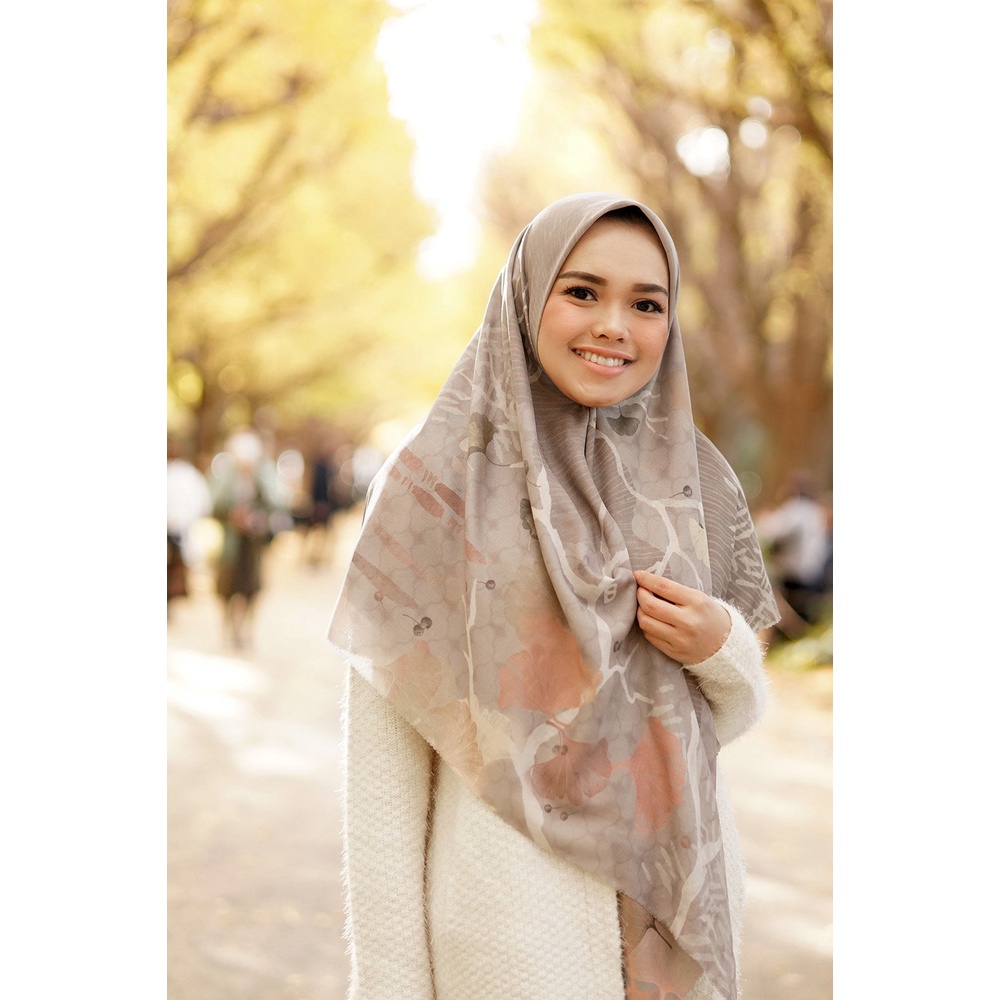 Ginkgo Square XL in Matcha Voal