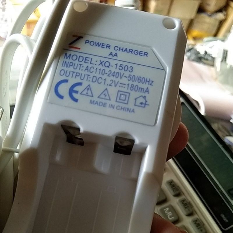 CHARGER BATERAI MURAH 4SLOT / ALAT CAS BATERAI AA / CASAN BATERAI