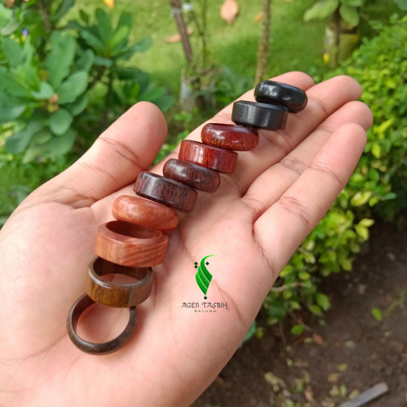 Cincin Kayu Galih Asem, Setigi, Kemuning Hitam, Kelor Hitam, Galih Nagasari Petir, Cincin Perhiasan, Cintin Etnik, Cincin Cantik, Cincin Kayu, Kayu Langka Bertuah