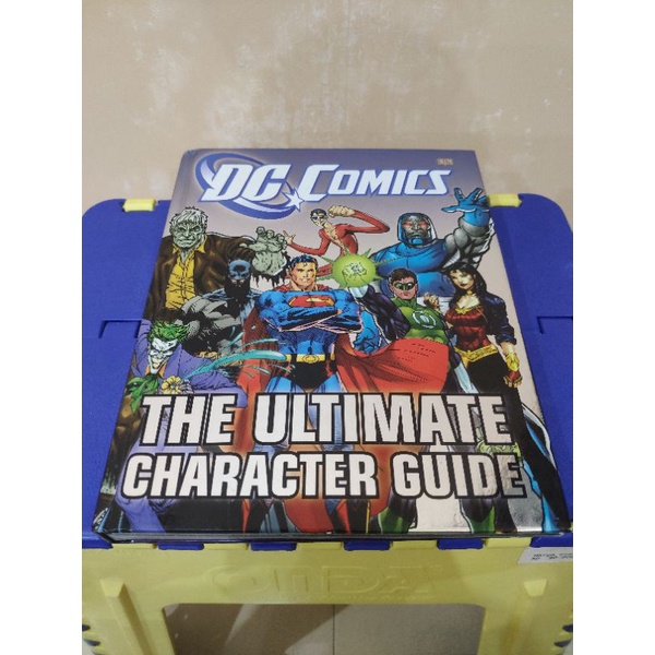 DK ORIGINAL dc comics the ultimate character guide ori hard cover HC book books buku inggris impor i