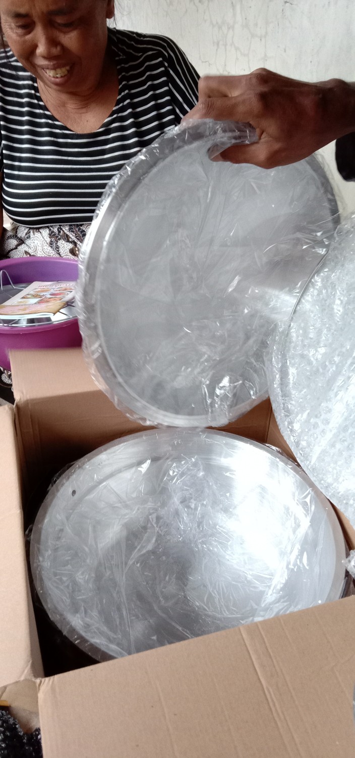 Panci Pan Serbaguna Magic Pot Indisah  Oven, Kukus, Presto Uk 33,5cm Tutup Cekung Kaca