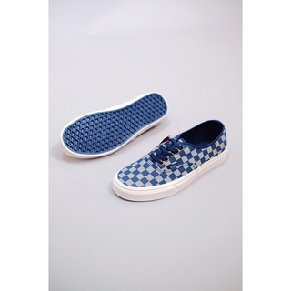 vans old skool checkered blue