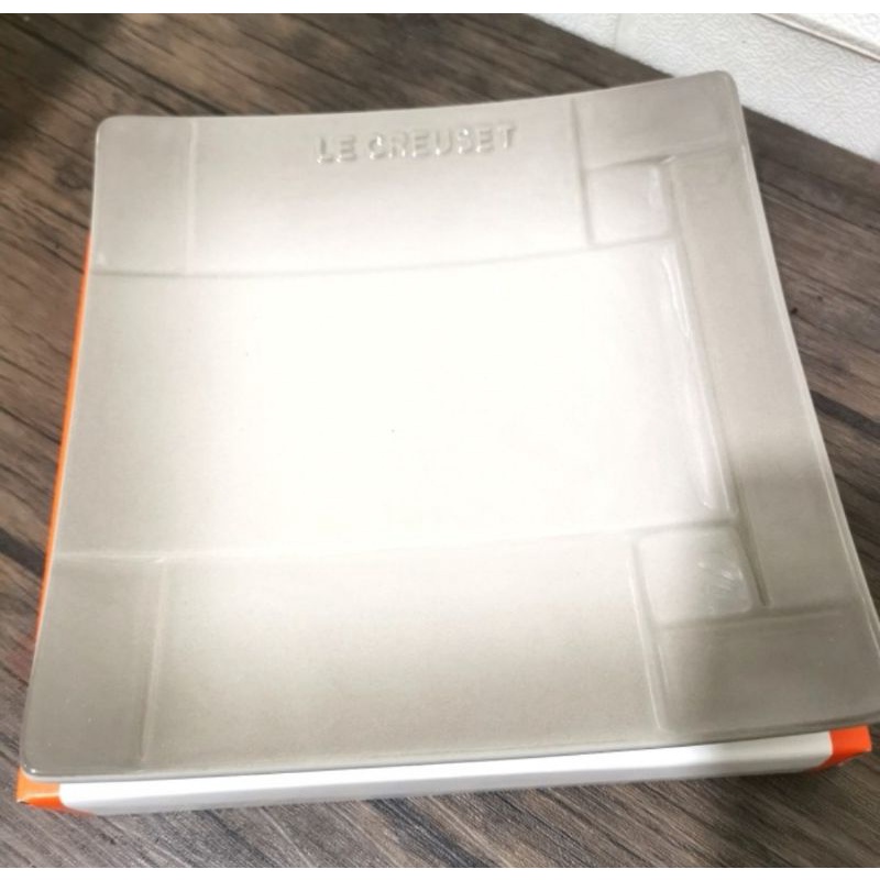 Piring le creuset Mesh square plate