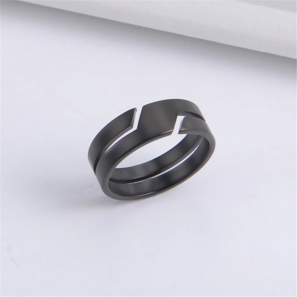 Cincin Jari Geometris Bahan Logam Warna Hitam Silver Gaya Korea Klasik