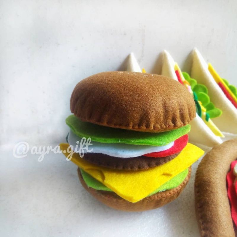 mainan edukasi anak/replika makanan/burger set flanel