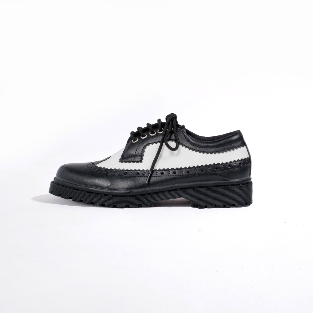 Xcloud x LikeProject Sepatu Formal Docmart Casual Wanita ALANA Black White