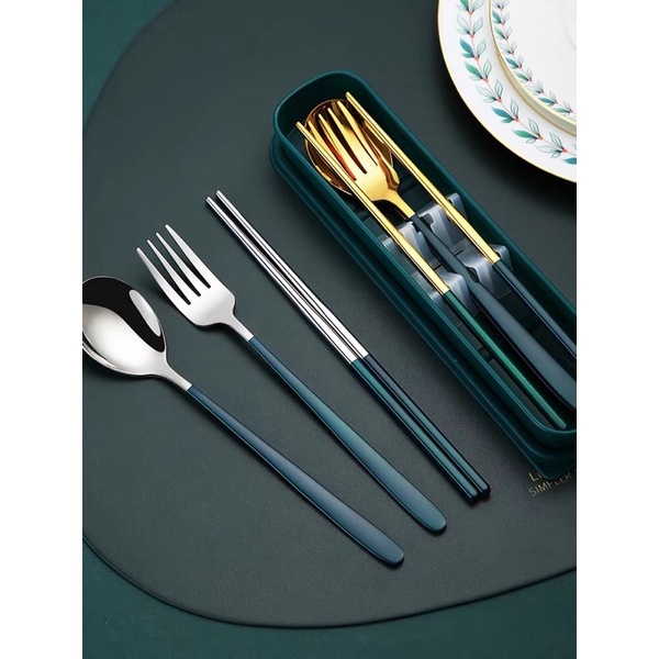 SET ALAT MAKAN KOREA GOLD &amp; SILVER DENGAN BOX PREMIUM QUALITY / SET SENDOK GARPU SUMPIT KOREA /  ALAT MAKAN TRAVEL SET 3IN1 BOX STAINLESS / SENDOK SET / GARPU SET / SUMPIT SET / ALAT MAKAN SET / SPOON FORK CHOPSTICKS SET / CUTLERY SET