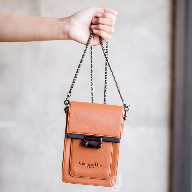 FASHION TREND WANITA 2021 CHRISTIAN DIOR PHONE BAG