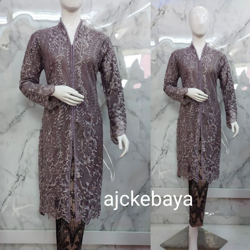 KEBAYA/KEBAYA TUNIK/SET KEBAYA TULLE/KEBAYA MODERN/KEBAYA TERBARU/KEBAYA PREMIUM/KEBAYA TERLARIS