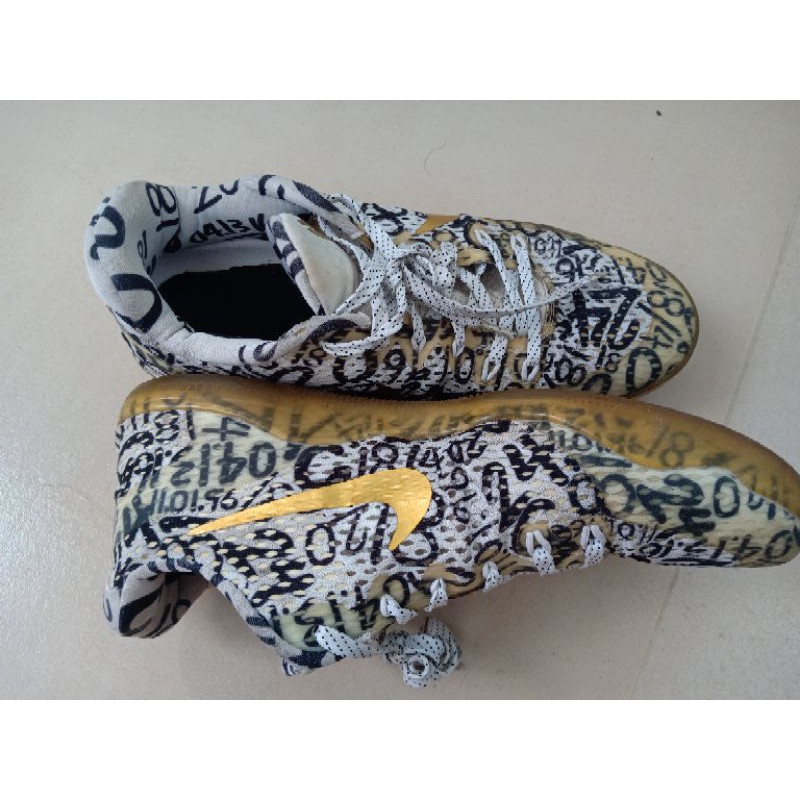 Sepatu SECOND Kobe "Mamba Day" ORIGINAL