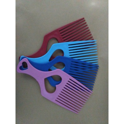 sisir rambut / sisir garpu / sisit garfu