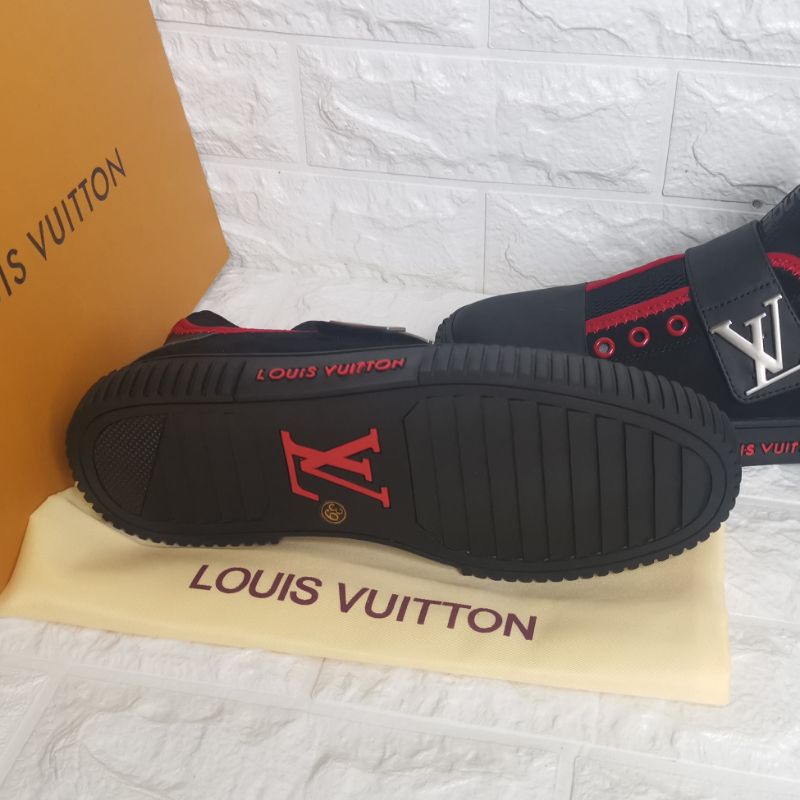 sepatu lv sneaker lou is vuitton pria hitam shoes men cowok P1SHOES kulit asli mirror quality