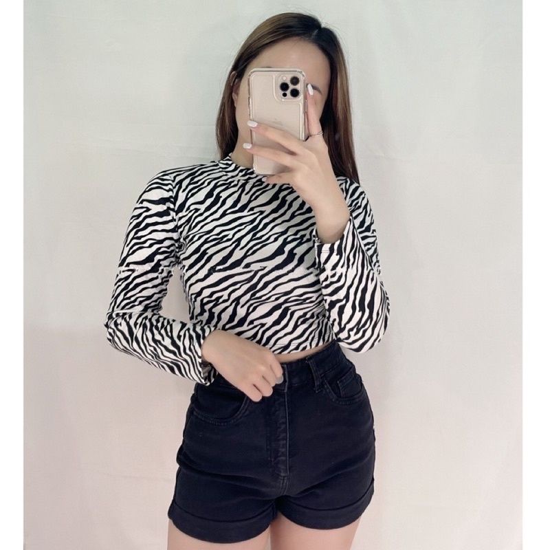 KAOS CROP TOP WANITA MURAH MERIAH / KAOS CROP WANITA / KAOS WANITA MURAH / KAOS CROP LENGAN PANJANG 