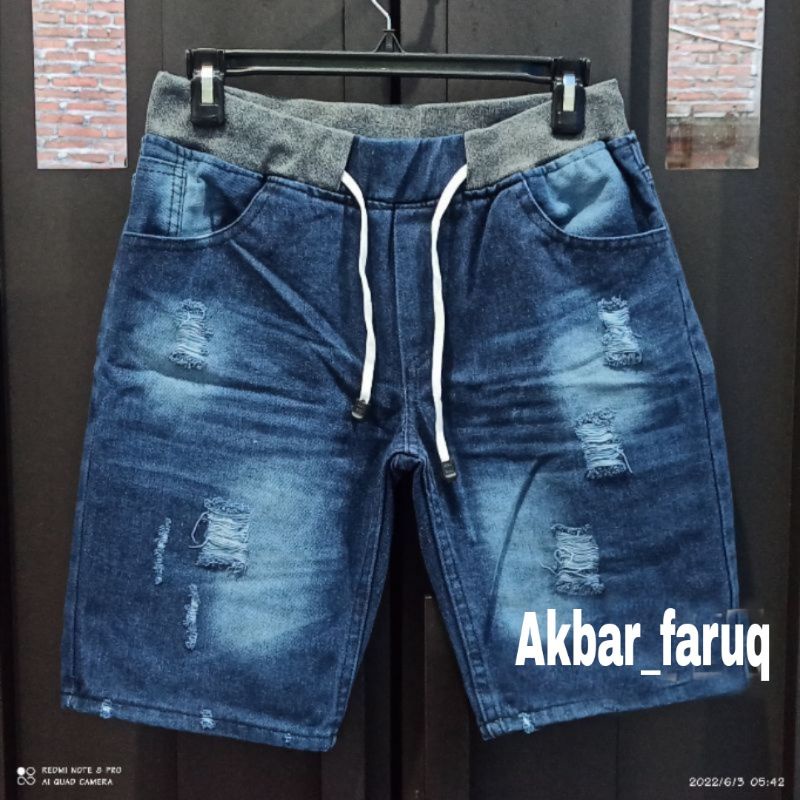 [Biru] CELANA PENDEK JEANS SOBEK KOLOR/CELANA DISTRO PRIA