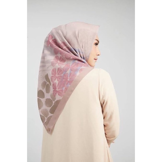 PL Hijab Buttonscrave X Hijabenka