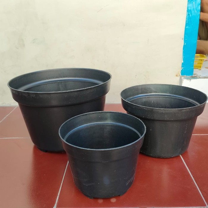 KOPENG - POT POLOS 25 hitam - pot bibit hitam - pot hitam polos - pot bunga - pot plastik