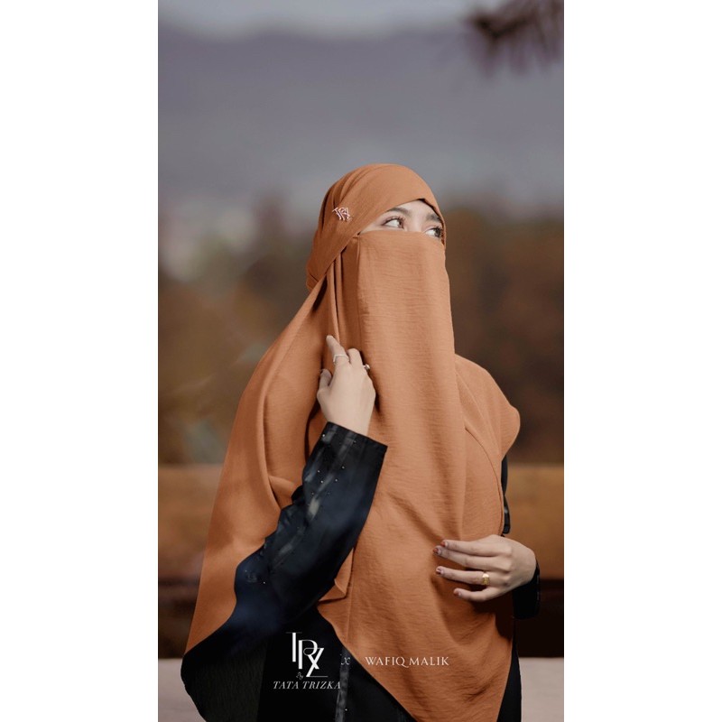 French Khimar TRZ x WAFIQ MALIK