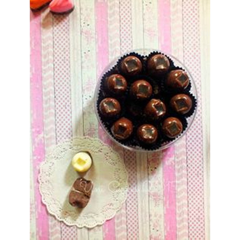 

coklat praline bentuk bulat toples 250 gram