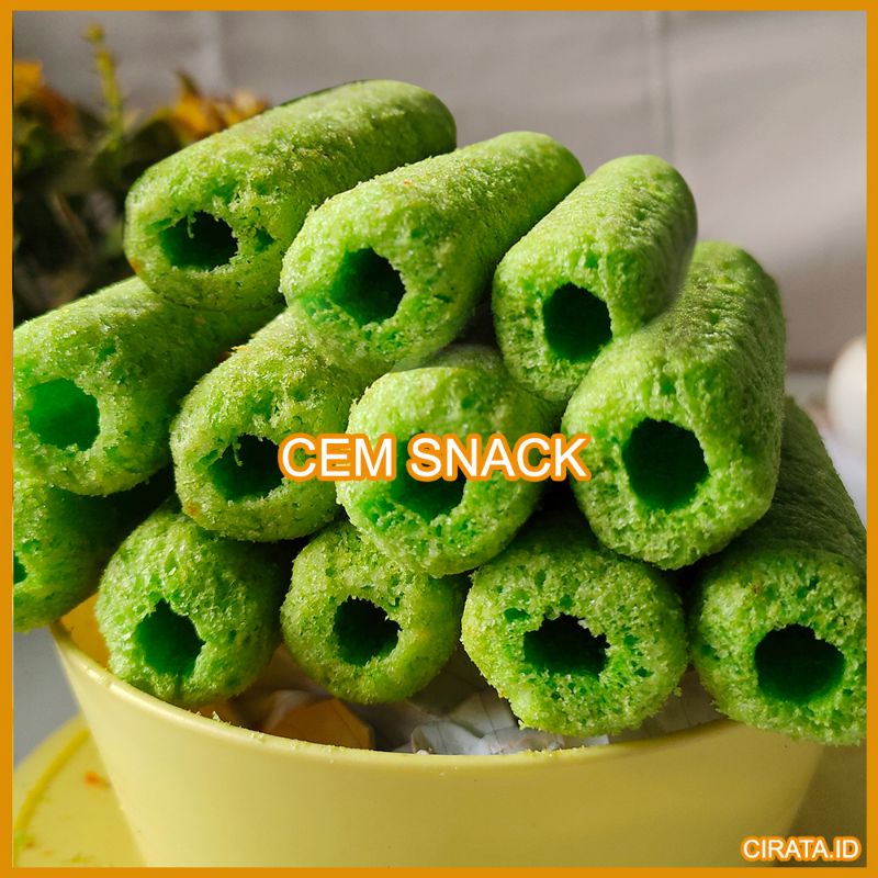 

SNACK MOMOGI PANDAN